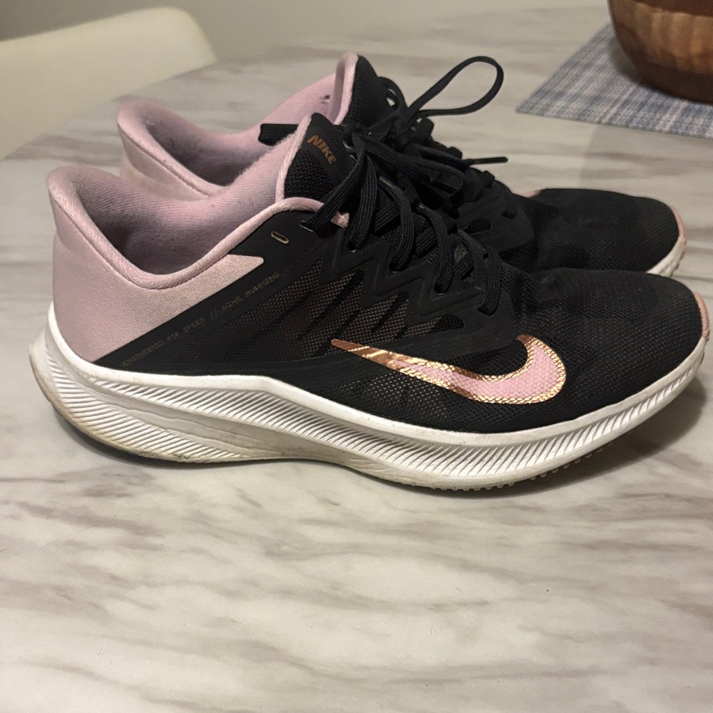 NIKE Women's Black and Pink Running Shoes *USED*